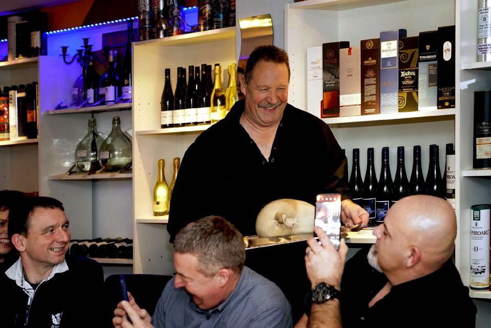 Die Haggis-Präsentation (Foto Marc Schüler)
