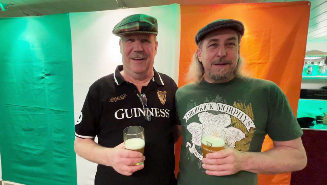 ... geschaft,  sláinte mhaith euch allen ...