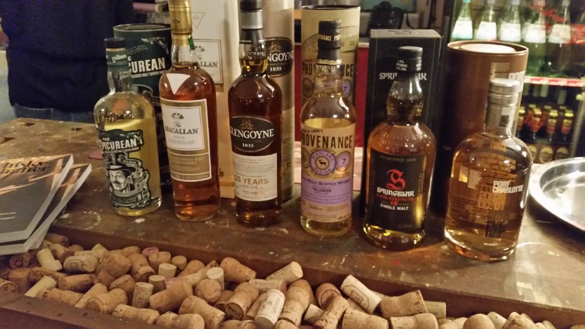 Sechs ausgesuchte Whisky's