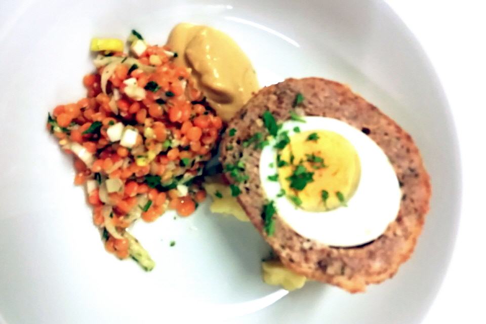 Scotch Eggs & Lentil-Salad